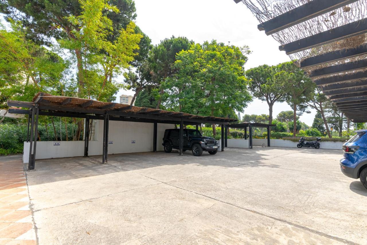 Beachfront Complex Jardines De Golondrinas Elviria * Marbella