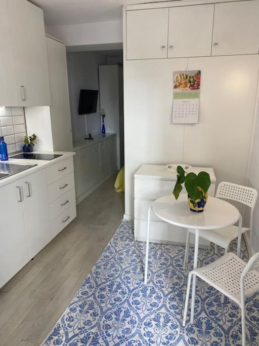 Encantador Estudio En Marbella