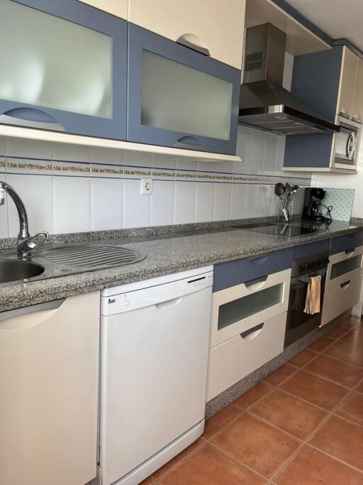 Piso En Casco Junto A Playa Piscina In Summer Season Apartment *