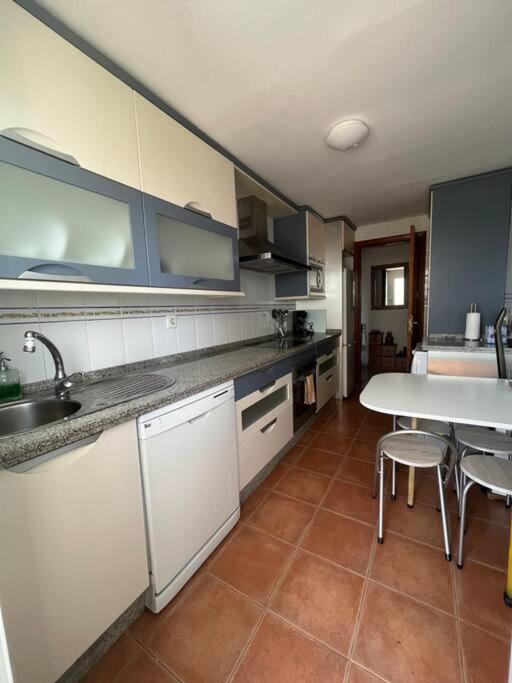 Apartment Piso En Casco Junto A Playa Piscina In Summer Season *