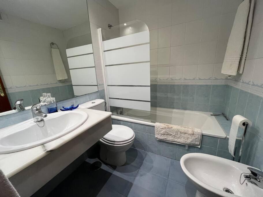 Apartment Piso En Casco Junto A Playa Piscina In Summer Season