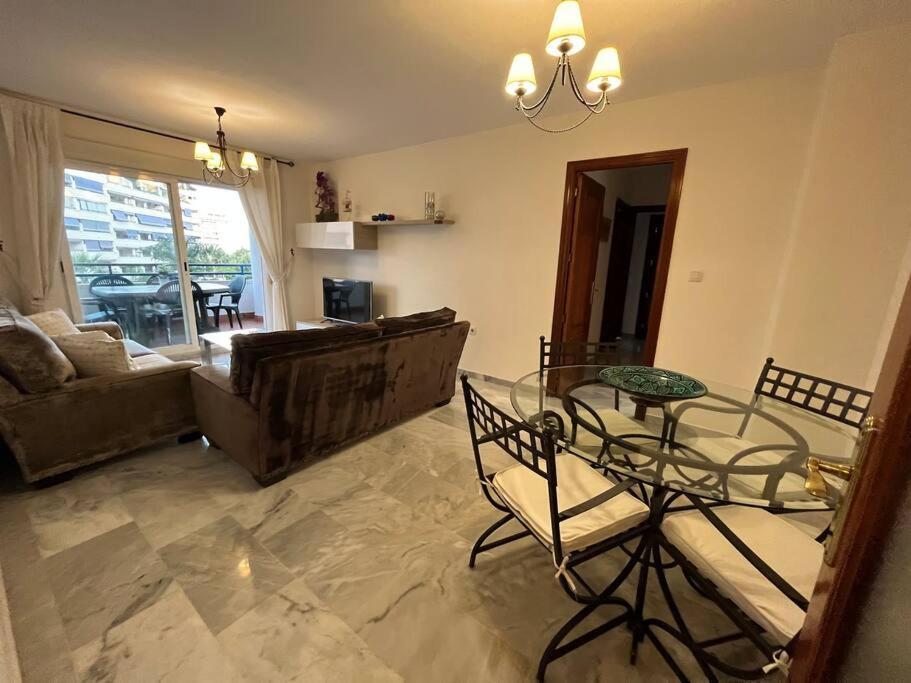 Piso En Casco Junto A Playa Piscina In Summer Season Appartement *