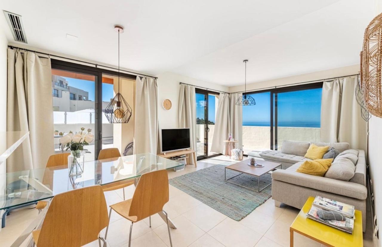 Apartment Joyful Sea View Butique Large Terazze Marbella