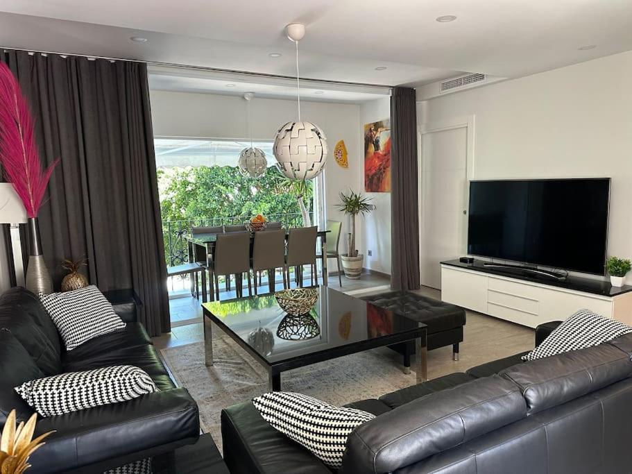Casa Frida Puerto Banus And Private Parking Rdr337 Apartment Marbella