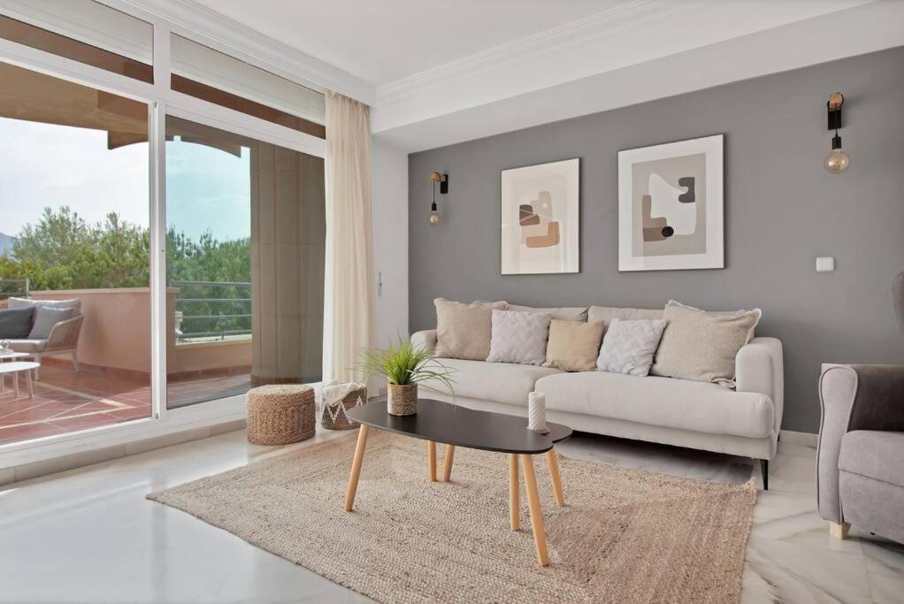 Ubicacion Y Vistas Panoramicas En Nueva Andalucia - Magna 108 Apartment