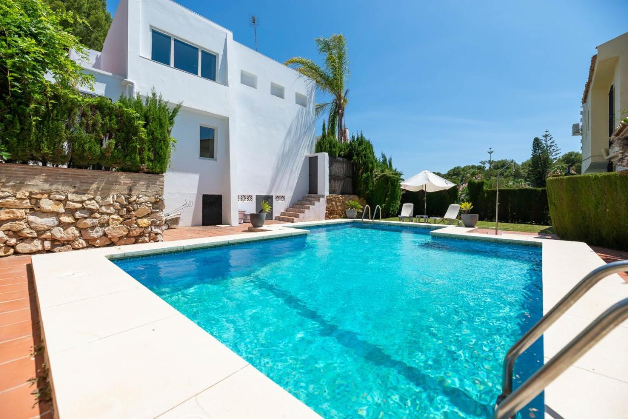 Villa Vacation I Fuentes, Prime Location, Perfect For Families And Big Groups, Shared Pool *
