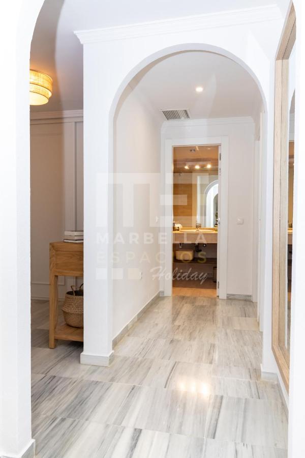 Amplio Planta Jardin Nagueles Apartment Marbella