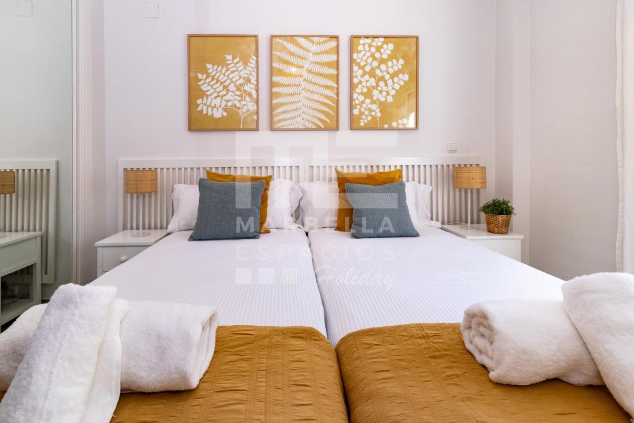 Amplio Planta Jardin Nagueles Apartment Marbella