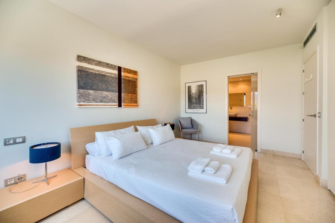 Vacation I Fuentes, Prime Location, Perfect For Families And Big Groups, Shared Pool *