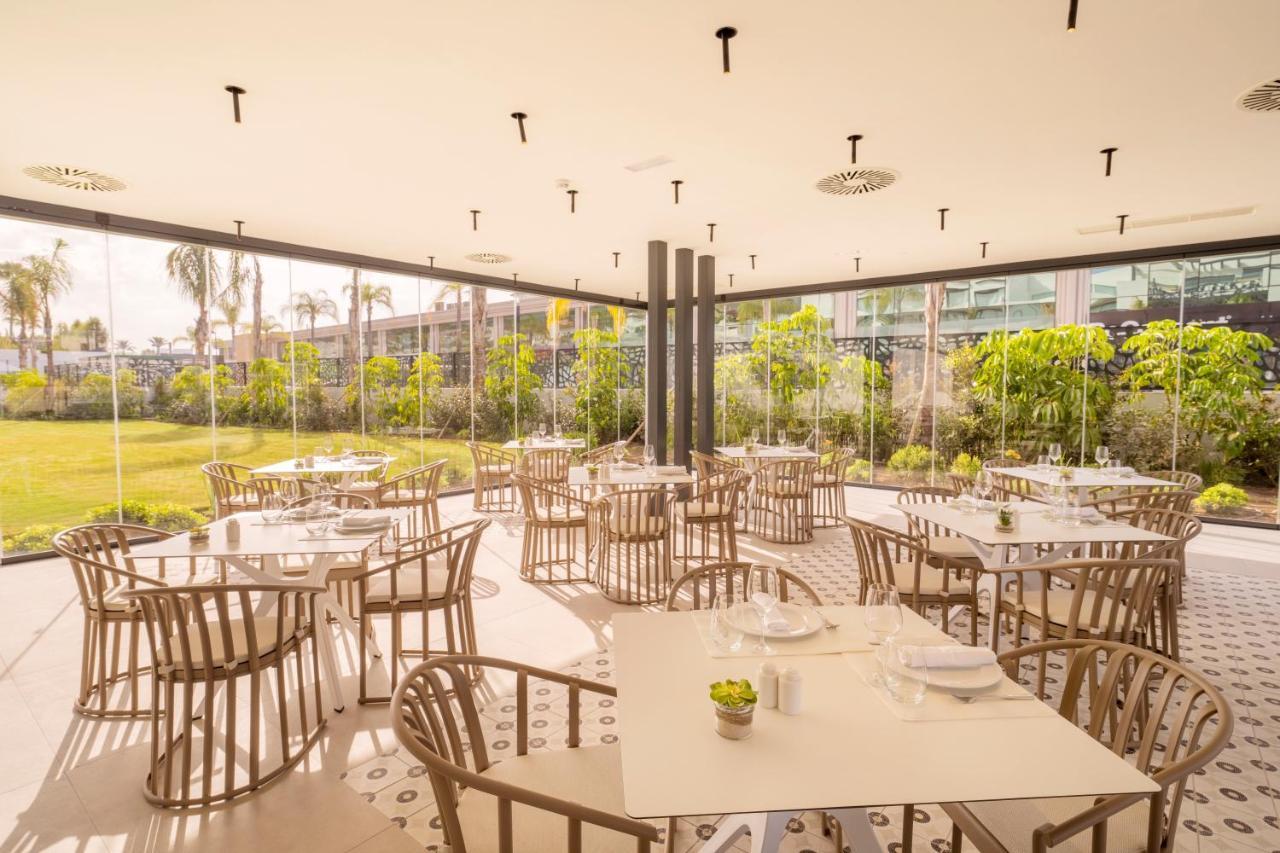 Eurostars Oasis Hotel