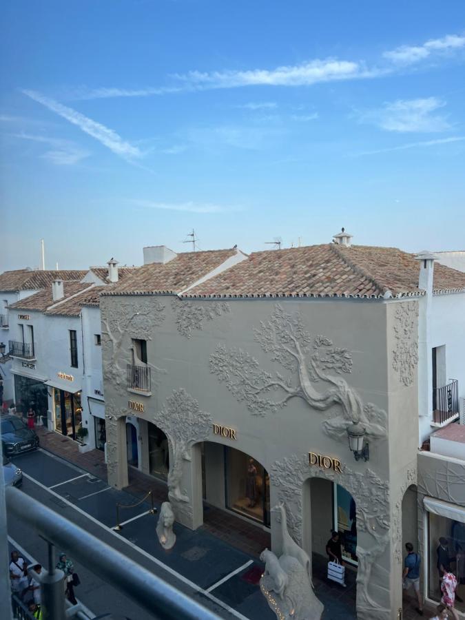 Casa Clock House Banus * Marbella
