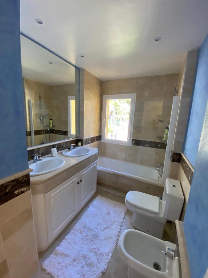 Golf In Marbella, Frontline Golfvilla In Rioreal Golf