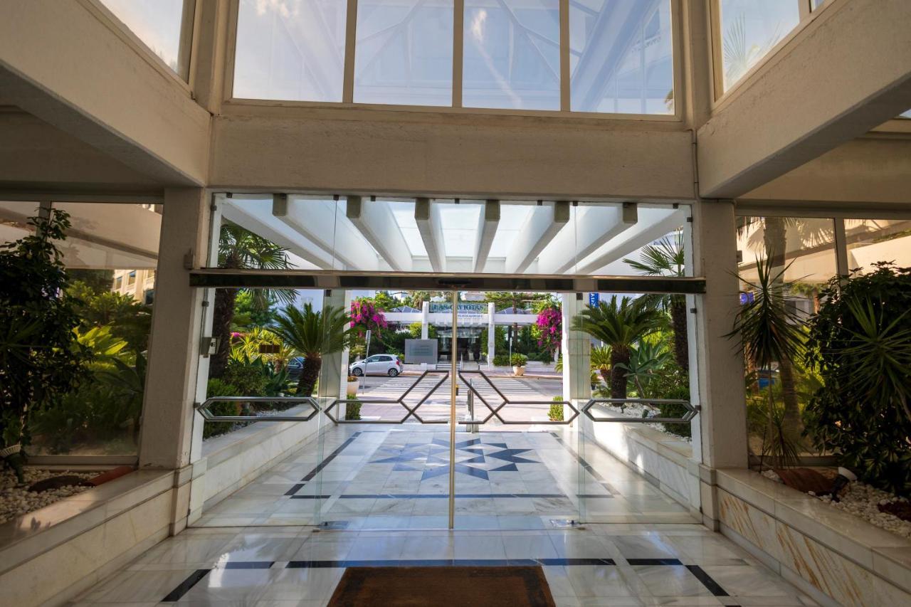 Beachfront Luxury Appartment, Playas Del Duque, Puerto Banus, *