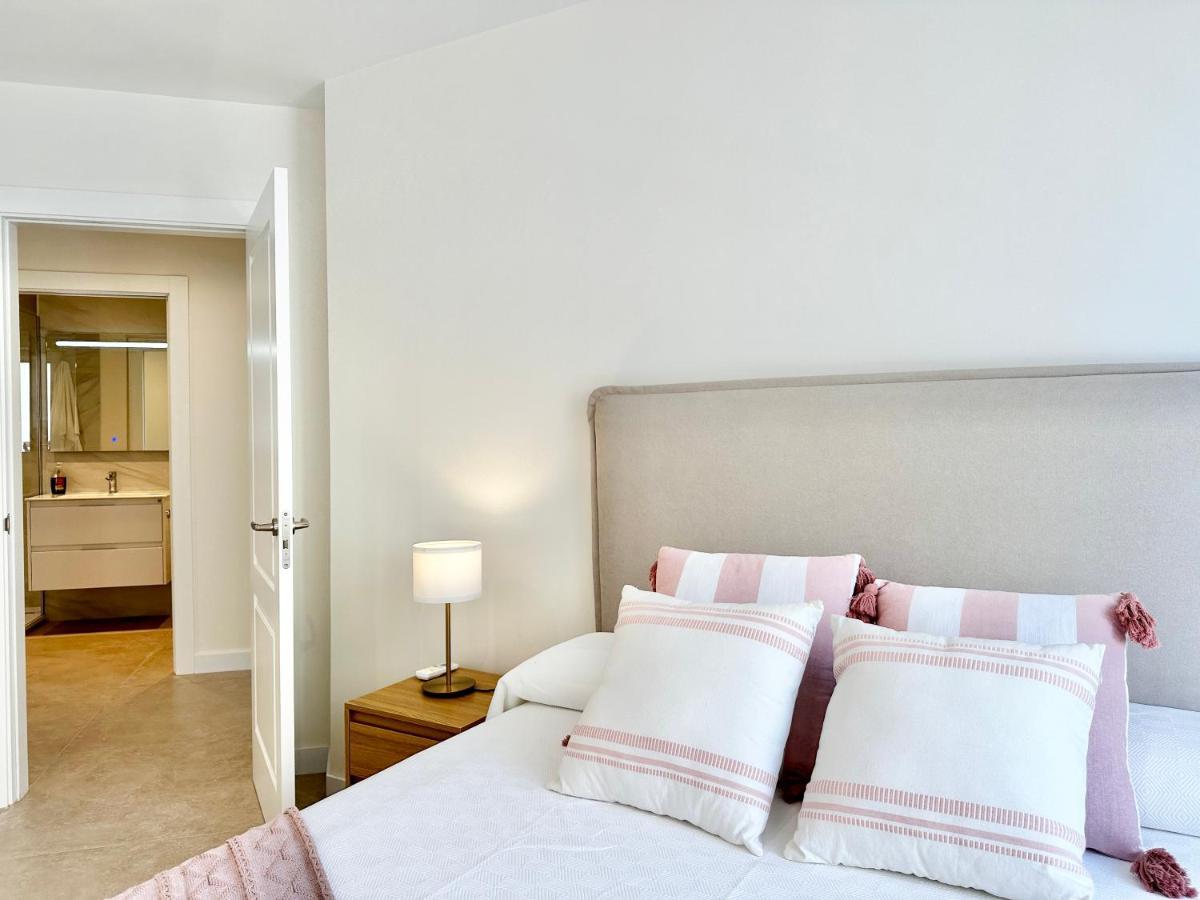 Newly Renovated In The Center Of - Eaw Homes