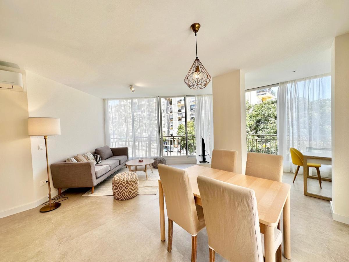 Newly Renovated In The Center Of - Eaw Homes *