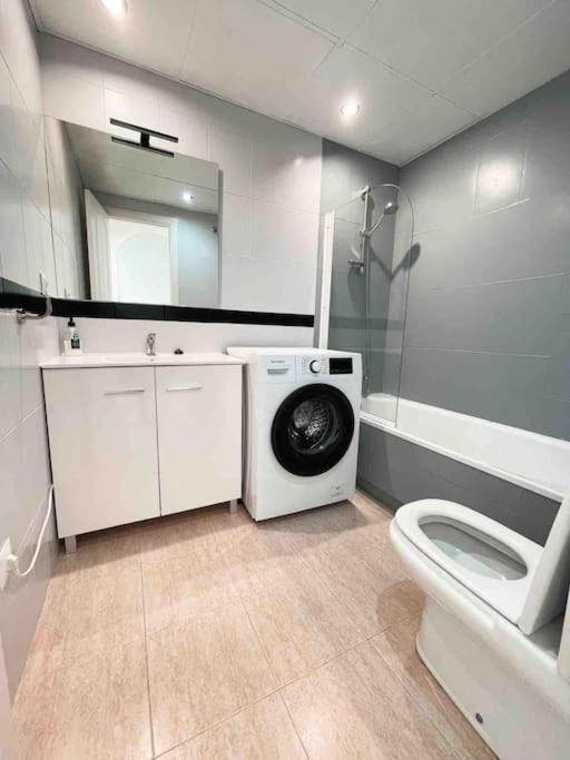 2br, 1bth Flat Near Puerto Banus Apartment