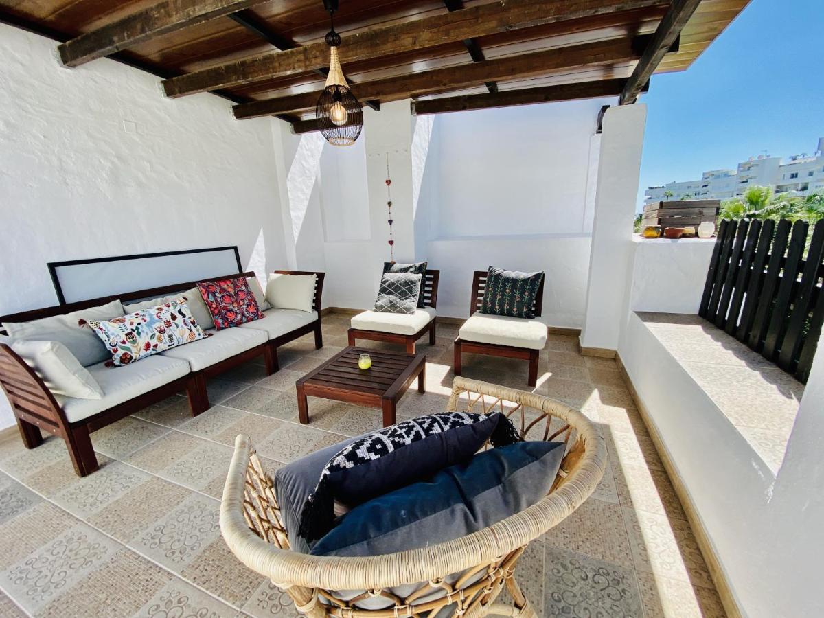 Escape To Serenity - 3 Bedroom Townhouse By The Sea! Marbella
