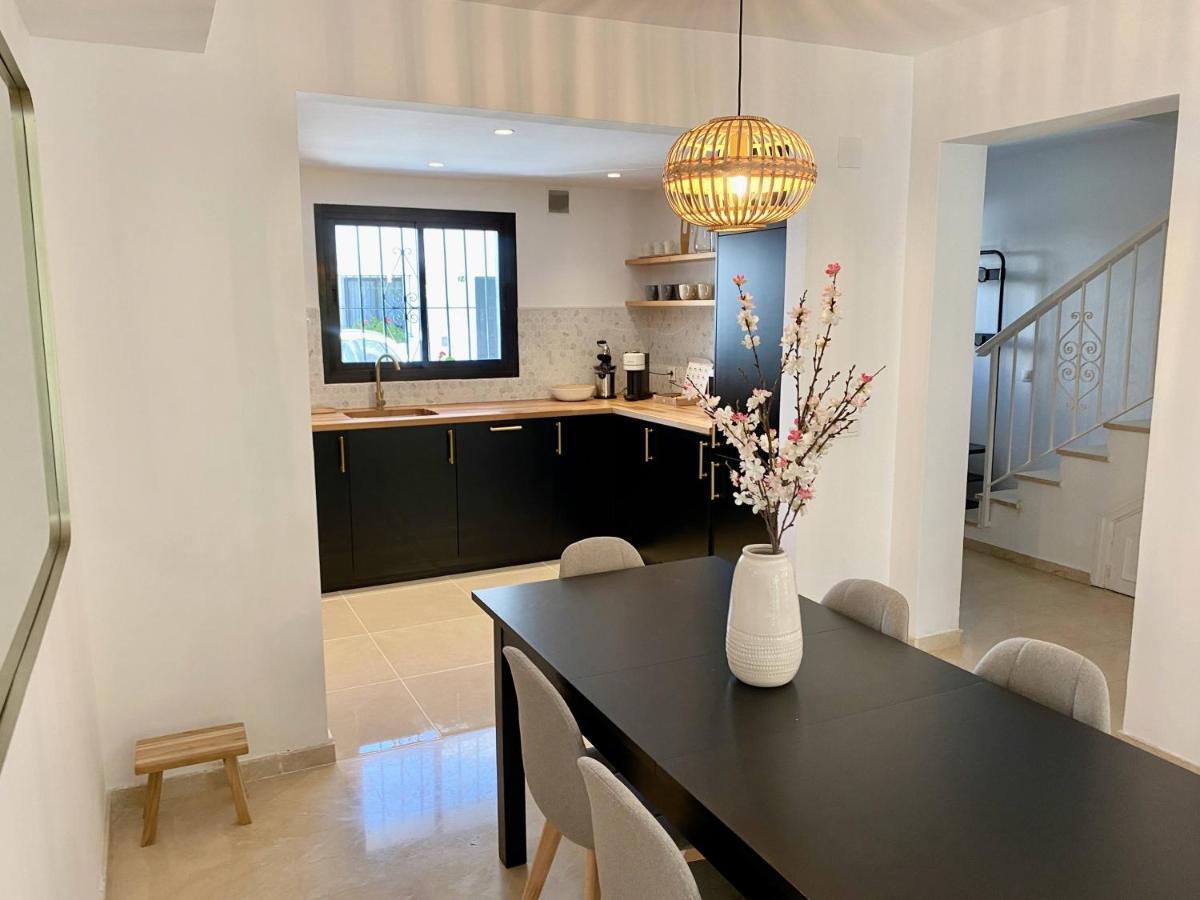 Escape To Serenity - 3 Bedroom Townhouse By The Sea! Ferienhaus