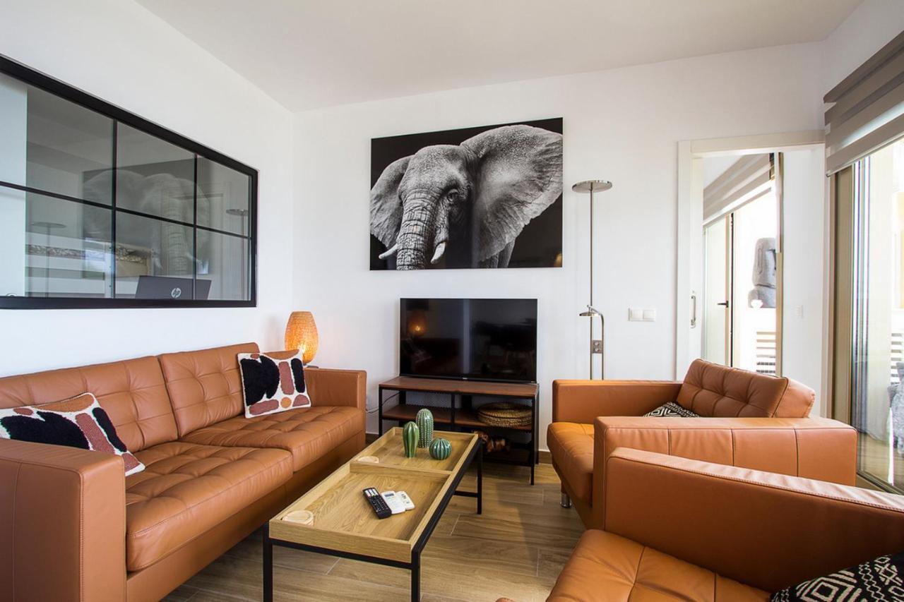 Stunning Penthouse On The Appartement