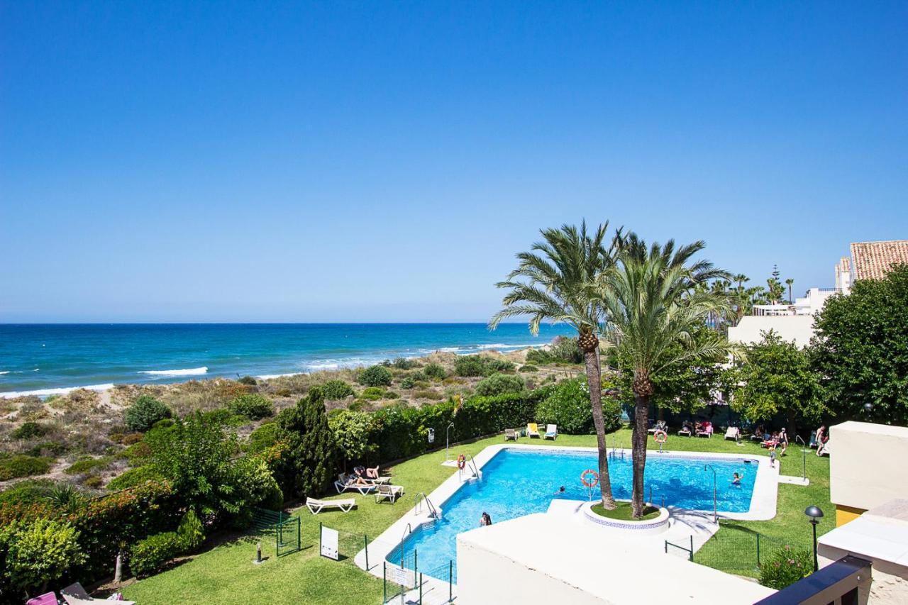 Apartment Front In Elviria Marbella