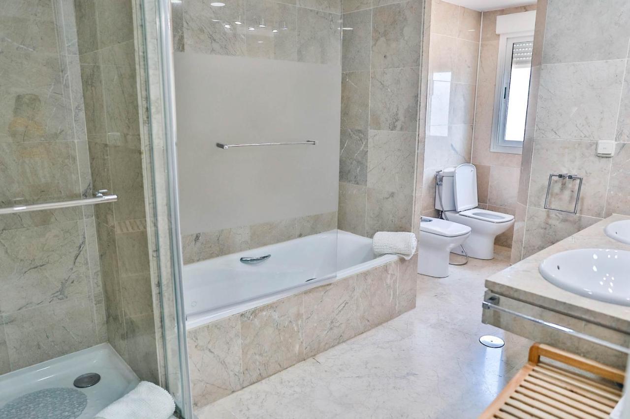 Penthouse Balcon De Puente With Sea Views Appartement Marbella