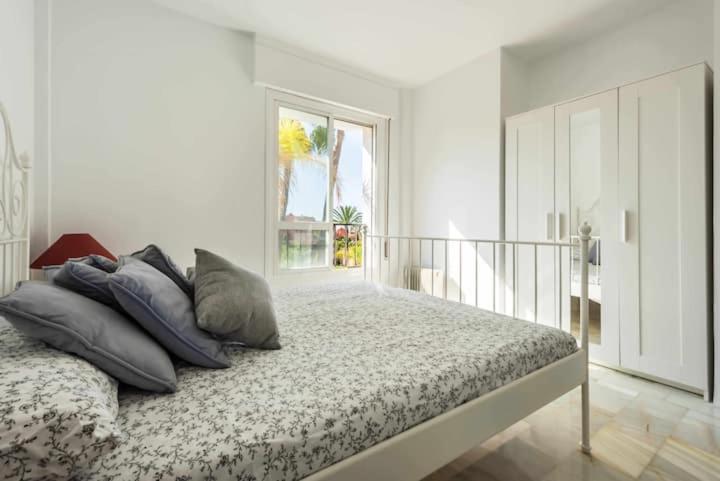 Mijas Costa Chapas Cabopino Playa Y Golf *