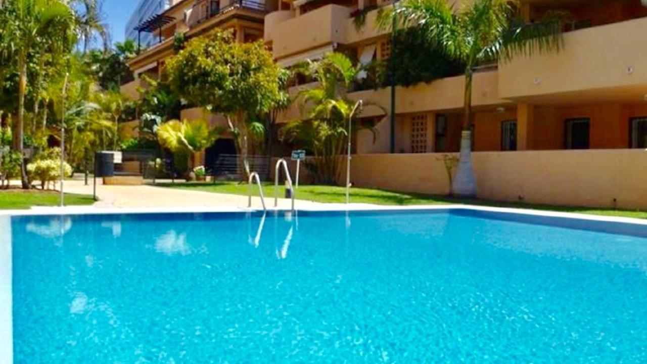 - Alicate Beachfront Apartment-9 Apartment *
