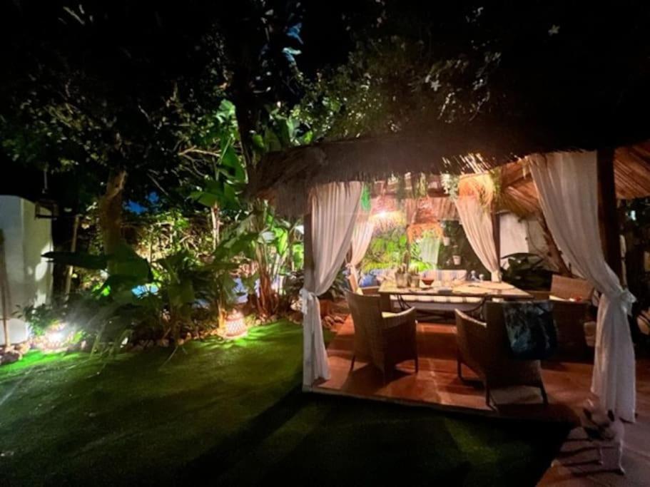 El Jardin Secreto De Elviria Apartment *