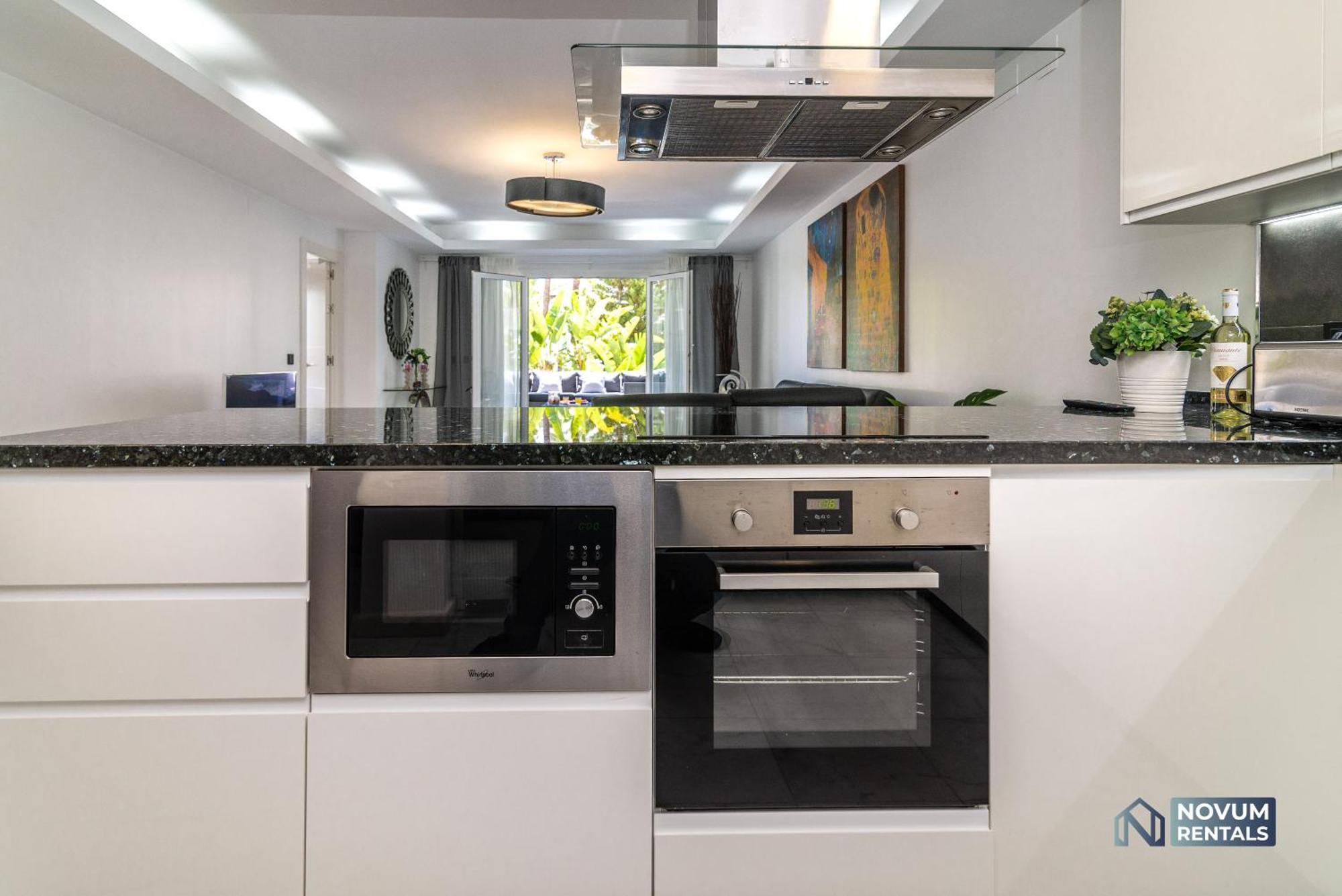 Luxurious Beachside In The Heart Of Puente Apartamento