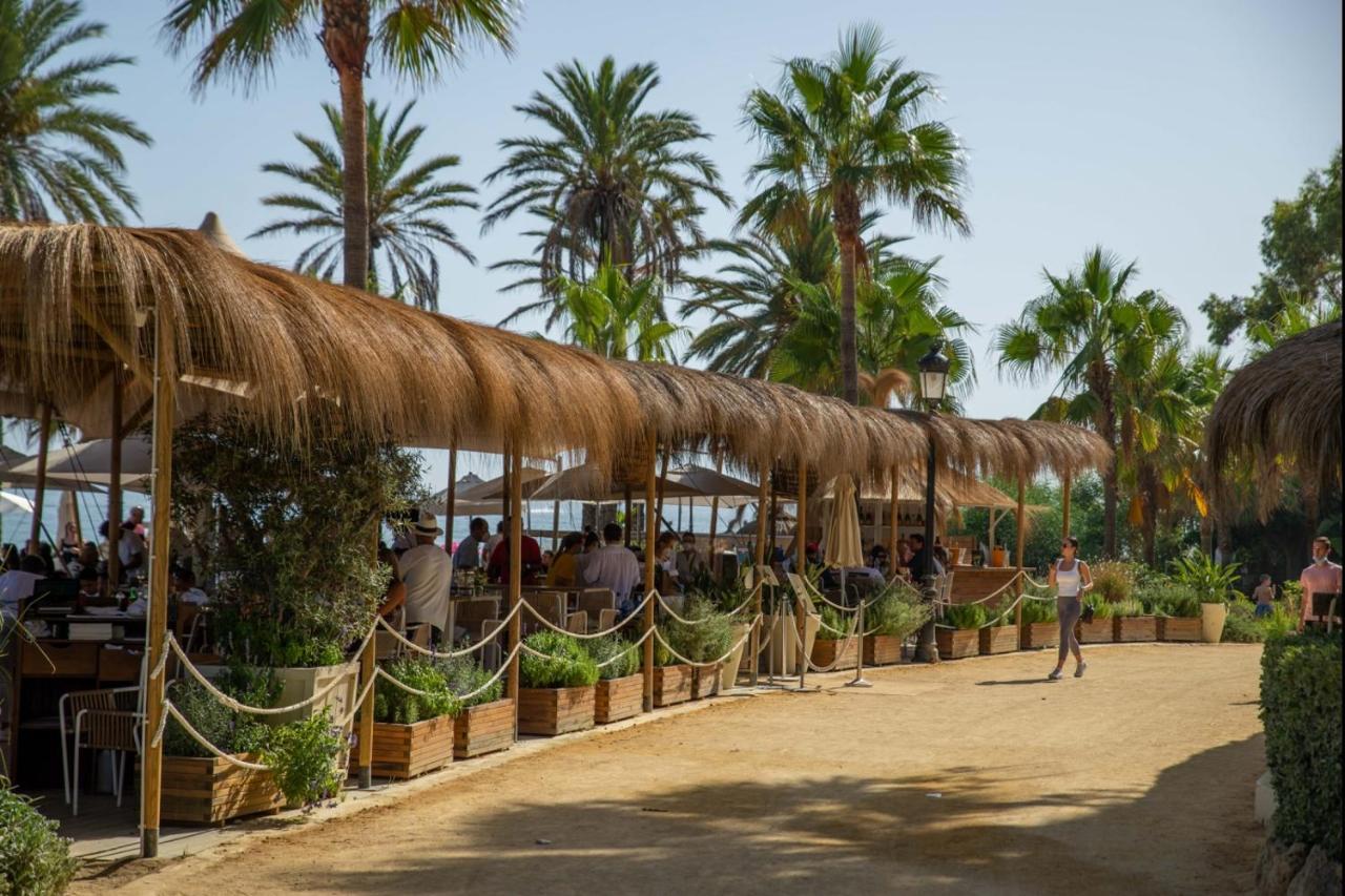 Apartamento Luxurious Beachside In The Heart Of Puente Marbella