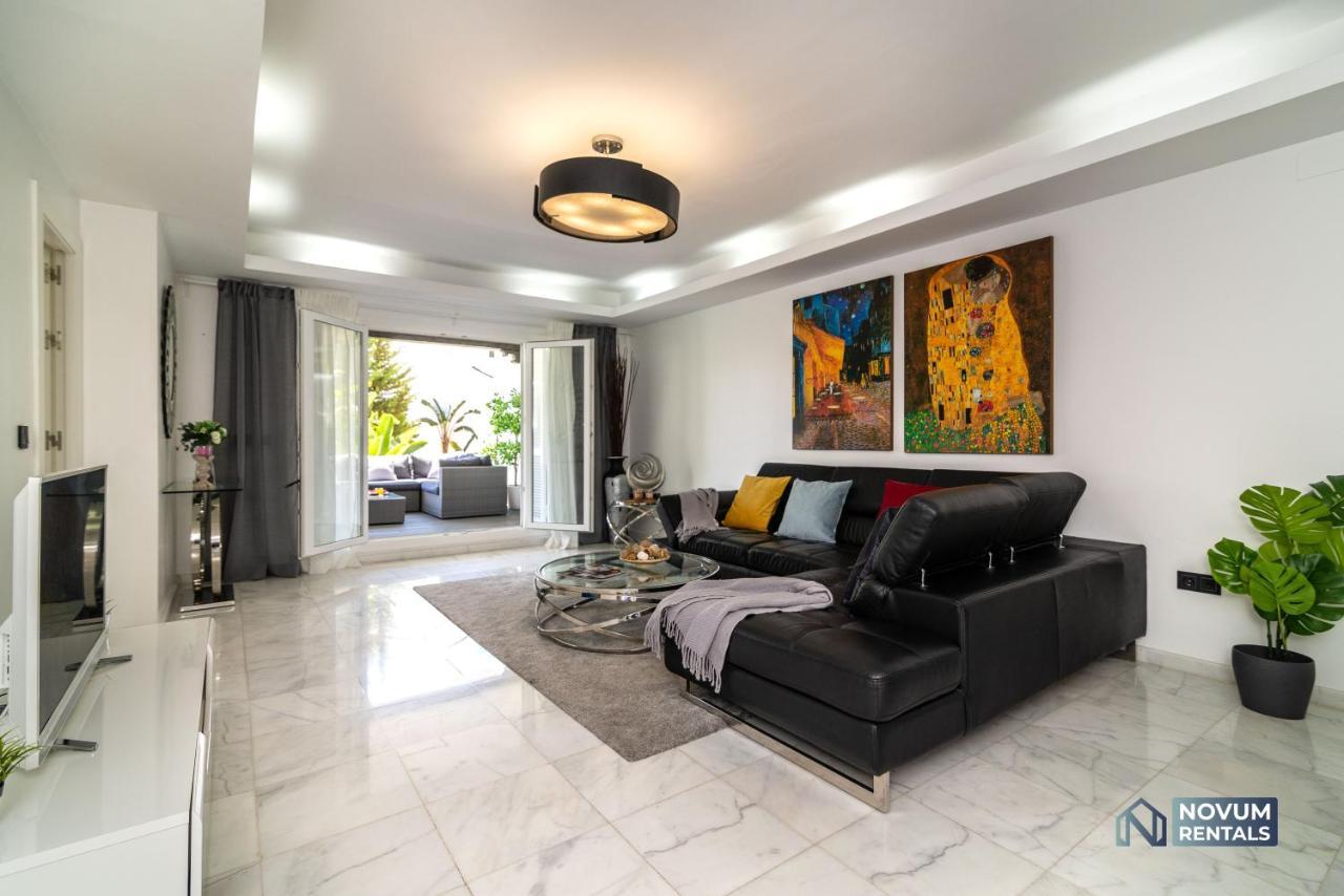 Luxurious Beachside In The Heart Of Puente Apartamento Marbella
