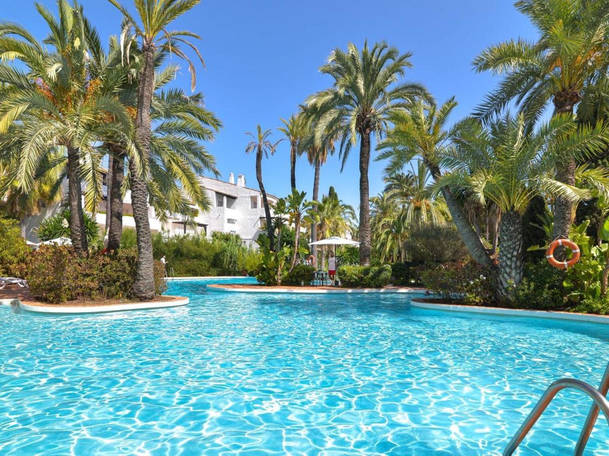 Luxurious Beachside In The Heart Of Puente Apartamento Marbella
