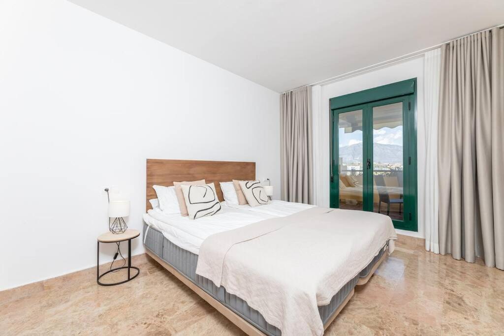 Walk To & Great Pool At Jazmines Rdr343 Marbella