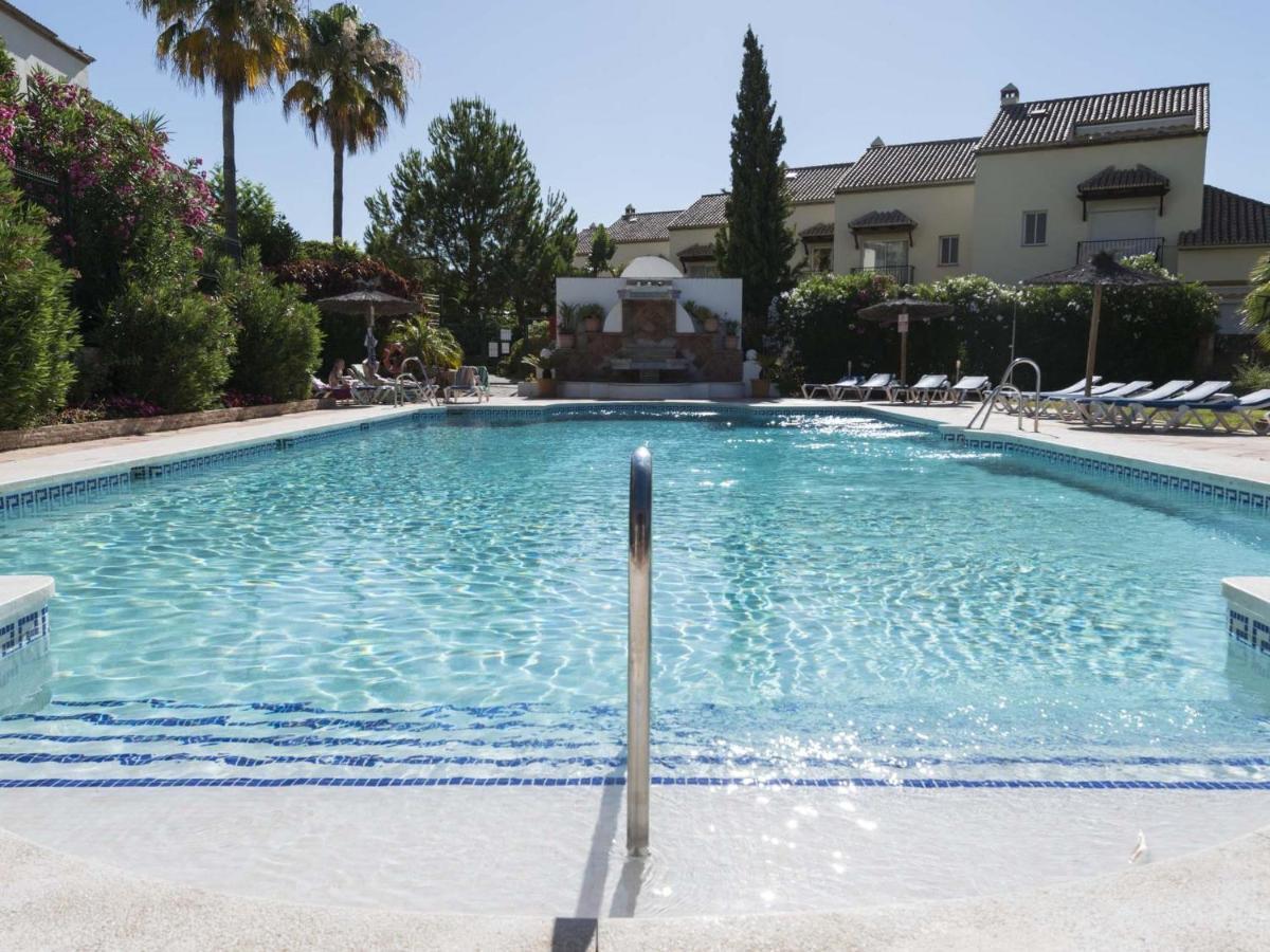 Vacation I Nueva Andalucia Golf Getaway Holiday home