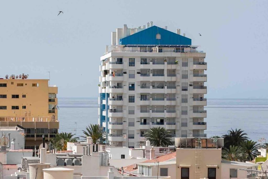 En Tu Casa En *