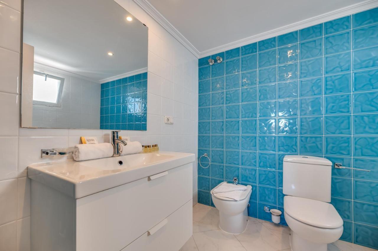 Apartamento Vacation I Sea Views, 24-7 Security, Parking, Walk To Everything In Luxurious Puerto Banus