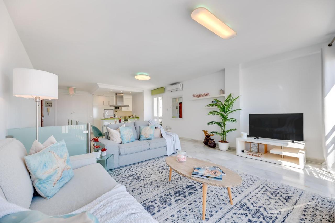 Vacation I Sea Views, 24-7 Security, Parking, Walk To Everything In Luxurious Puerto Banus * Marbella