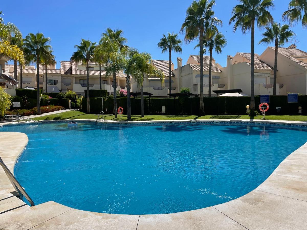 Vakantiehuis El Arenal Townhouse By The With Swimming Pool Ii- Eaw Homes Marbella