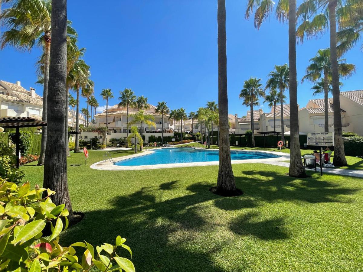 Vakantiehuis El Arenal Townhouse By The With Swimming Pool Ii- Eaw Homes *