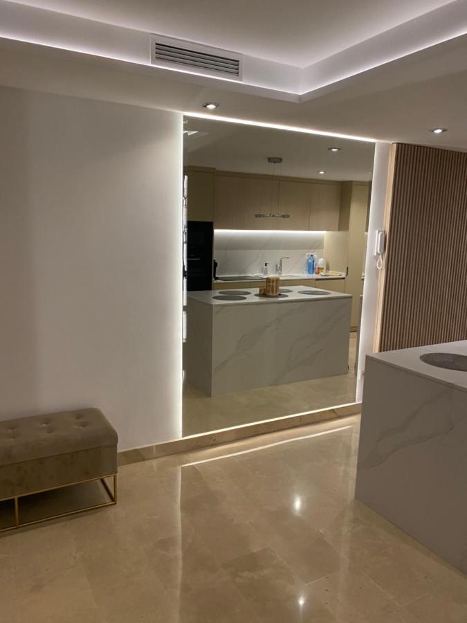 Apartment El Oasis De With Sea View