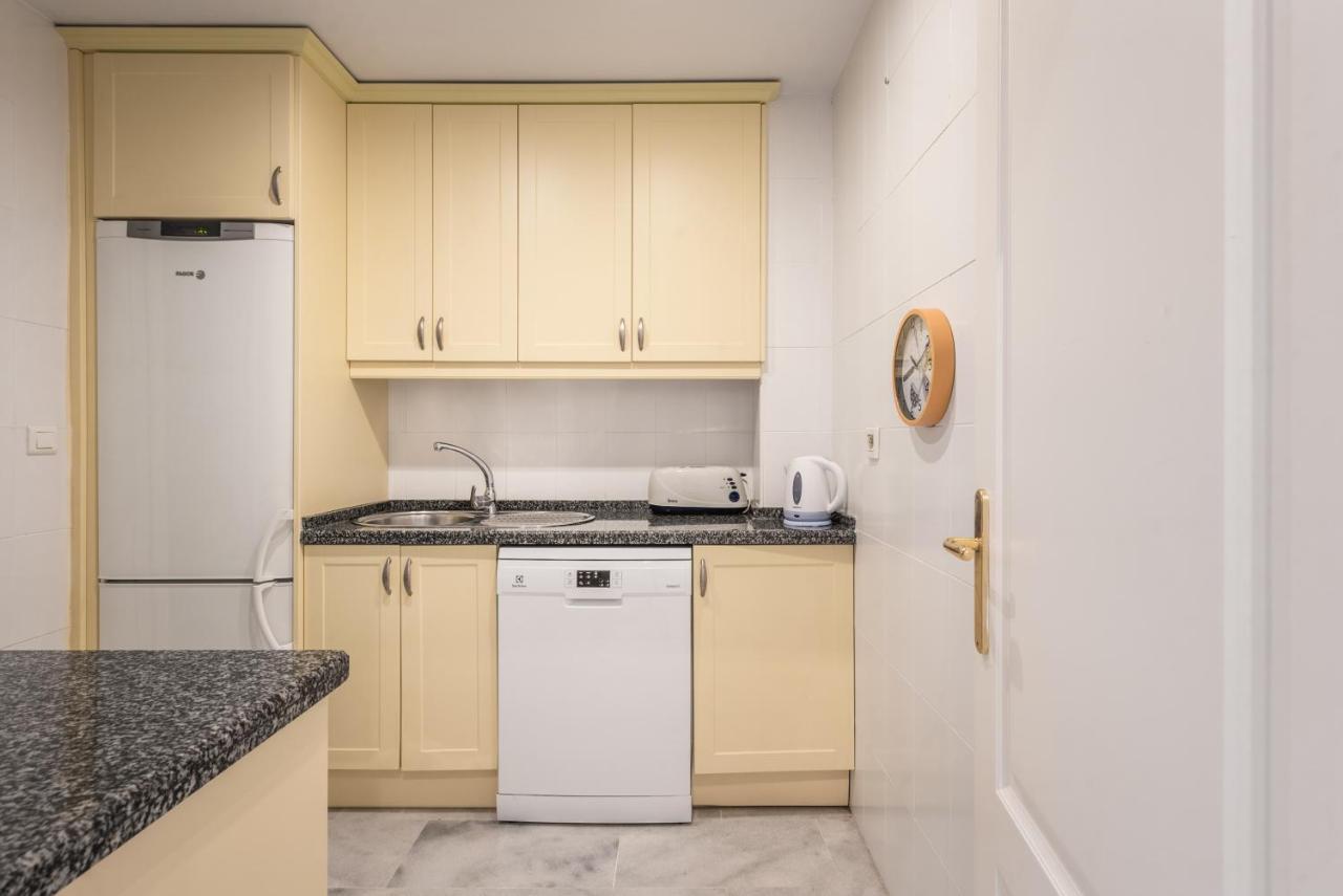 Apartment First Line In Puerto Banus