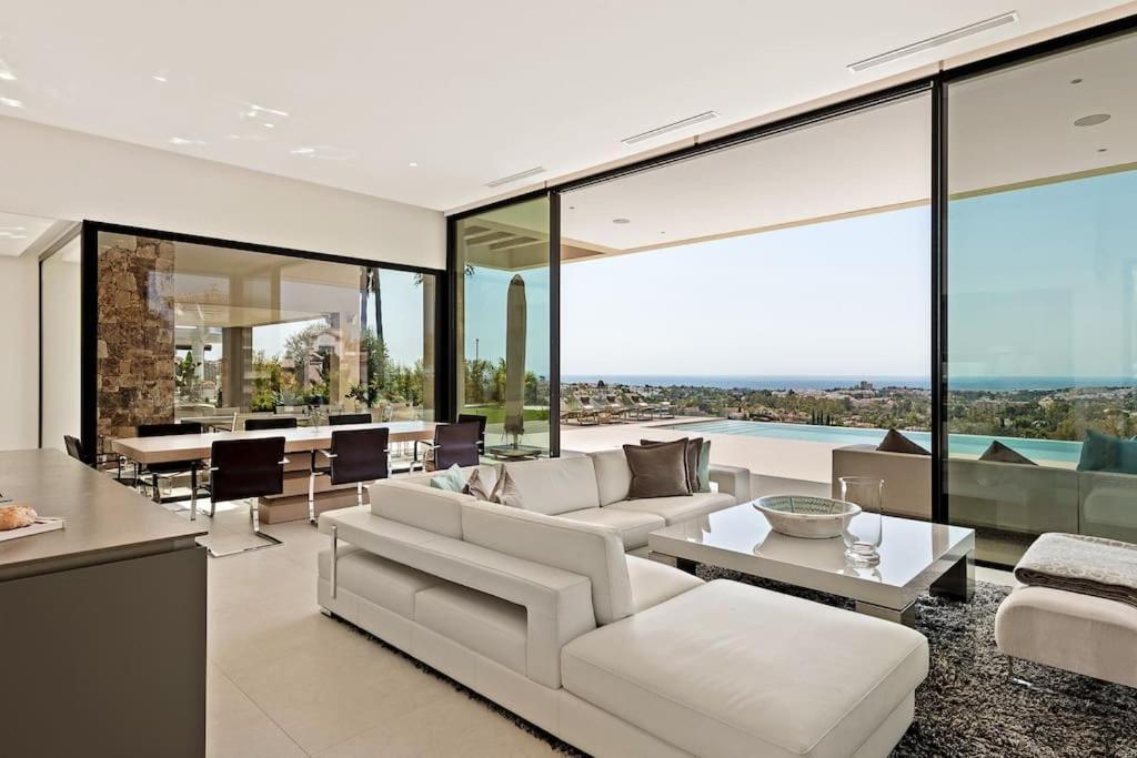 Anamaya 1 - Elegant 5-bedroom In Villa Marbella