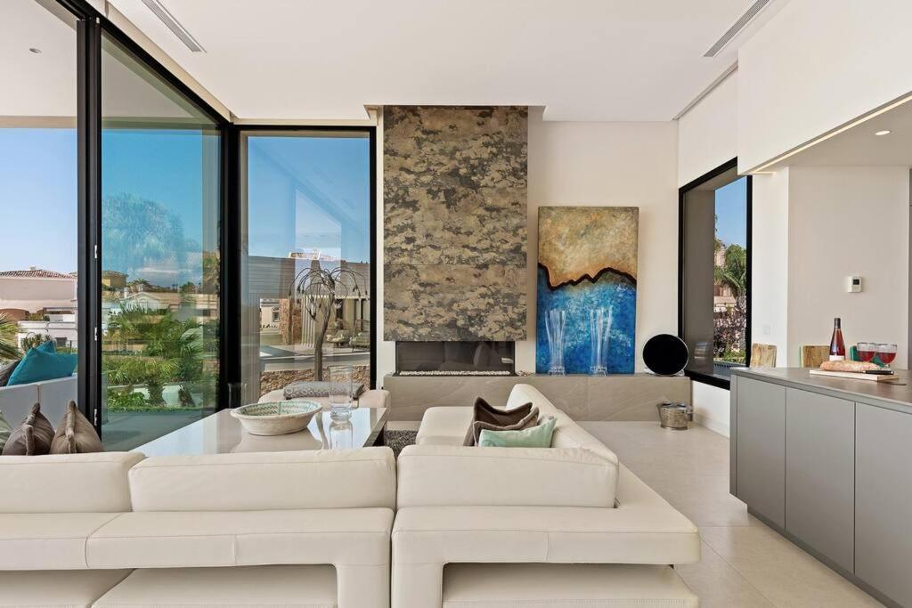 Anamaya 1 - Elegant 5-bedroom In Villa Marbella