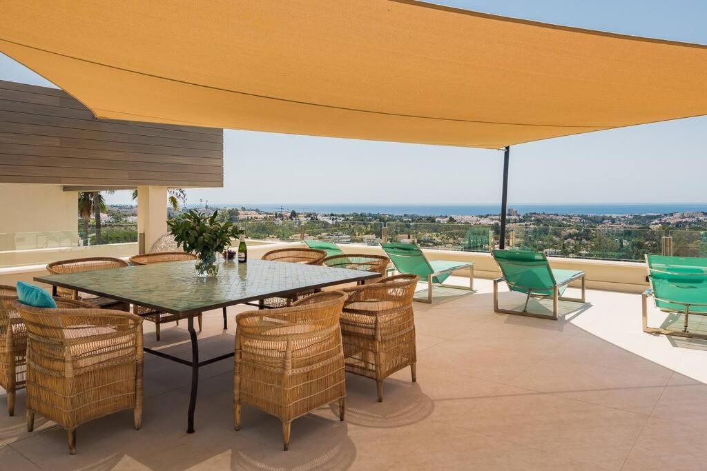 Anamaya 1 - Elegant 5-bedroom In Villa