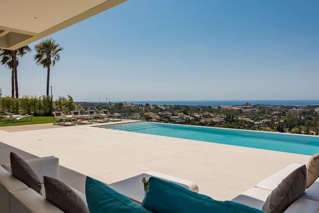 Villa Anamaya 1 - Elegant 5-bedroom In Marbella