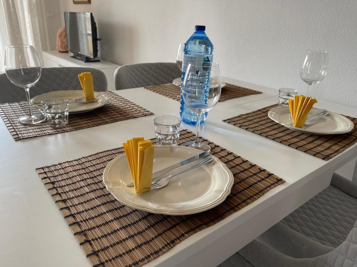 Apartamento Con Vistas Al Mar En Reserva De * Marbella