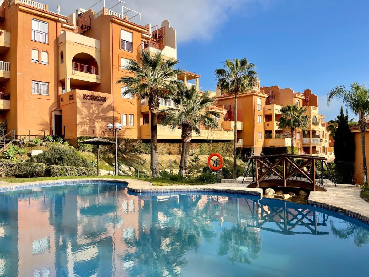 Apartamento Con Vistas Al Mar En Reserva De Marbella