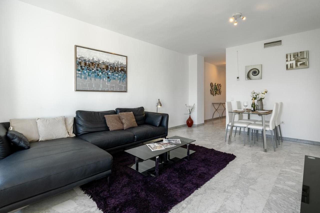 First Line In Puerto Banus Apartment *