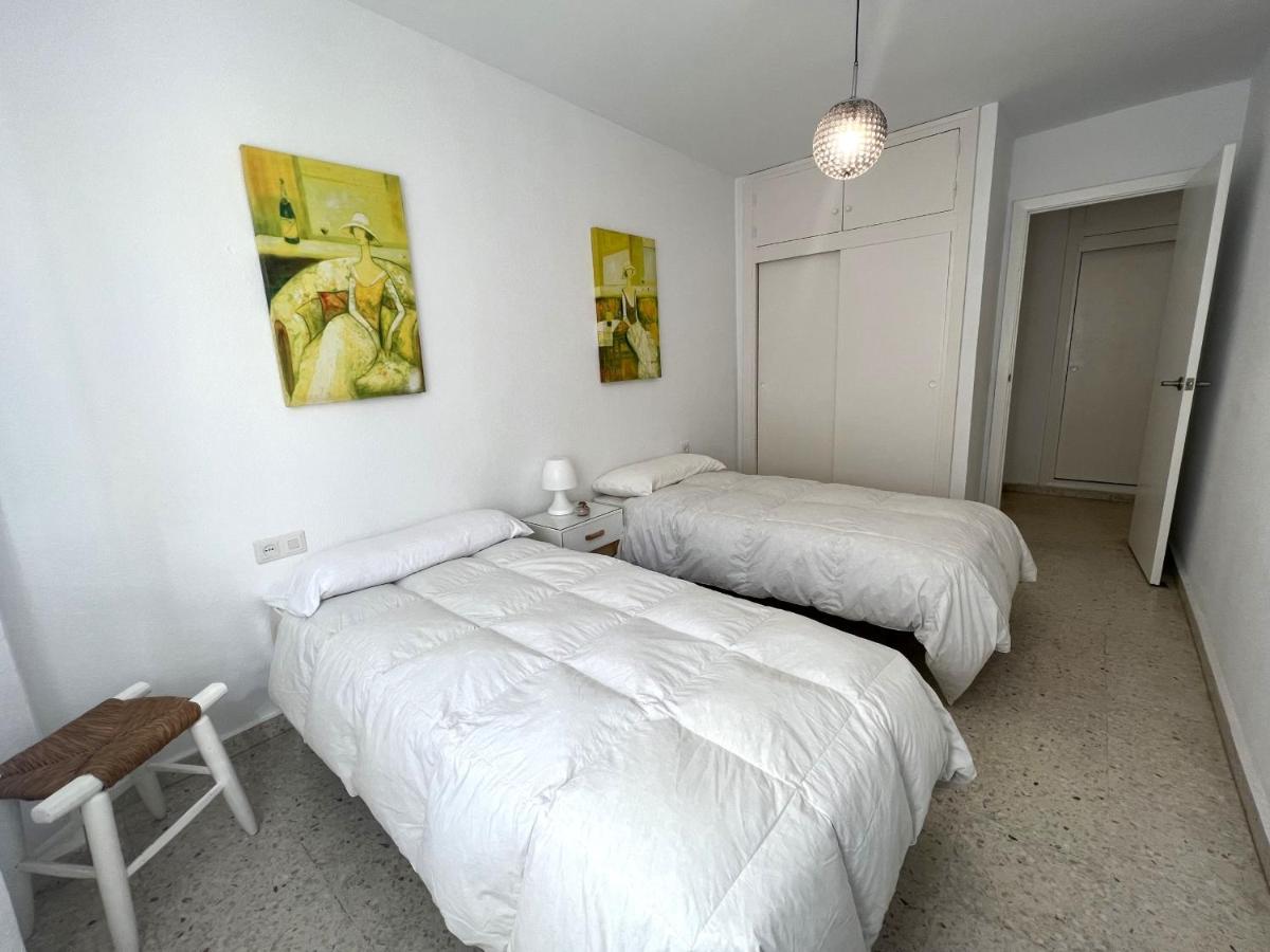 Central Comfy By Homing Apartment