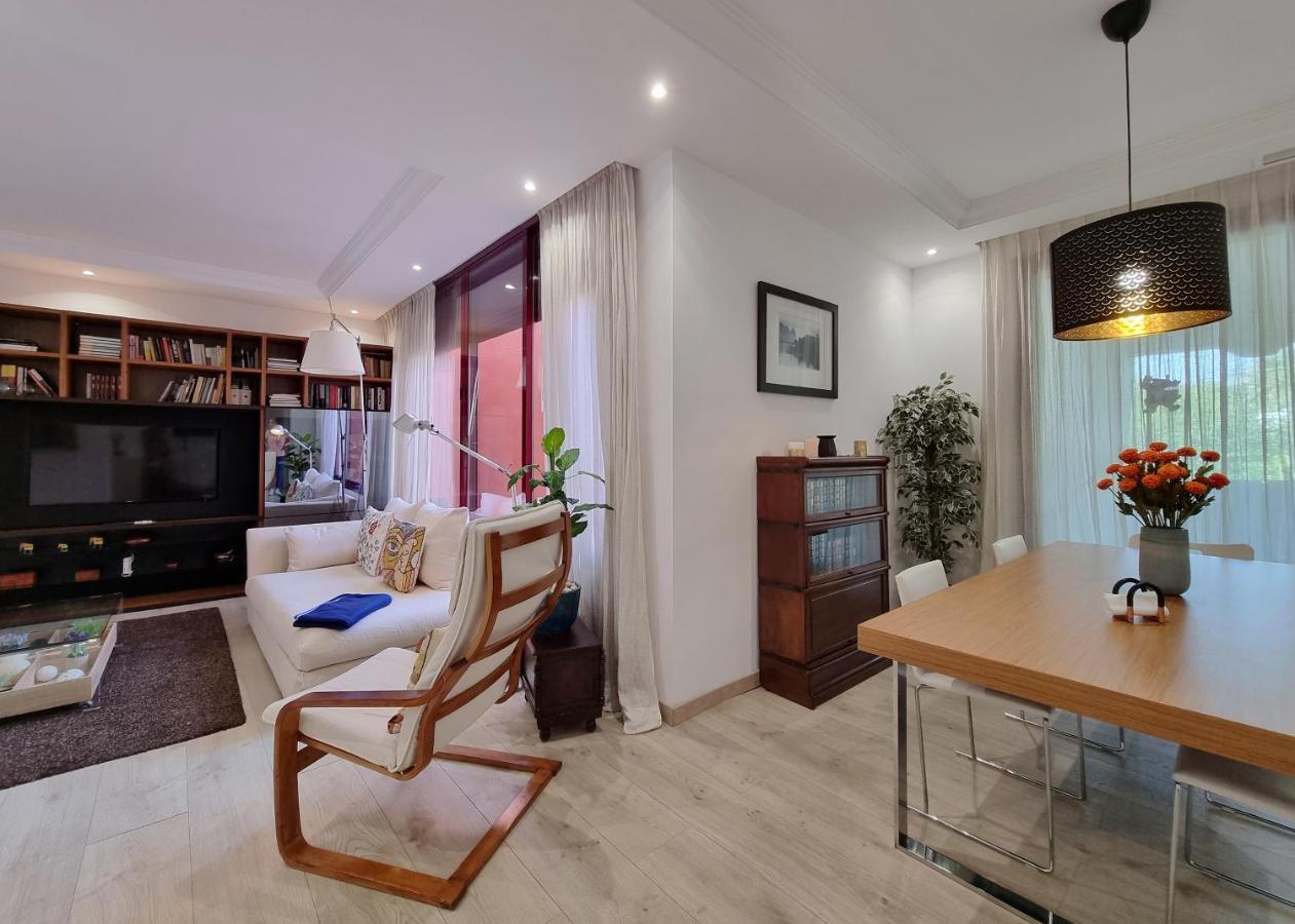 Luxury In Jardines De Don Carlos Apartment
